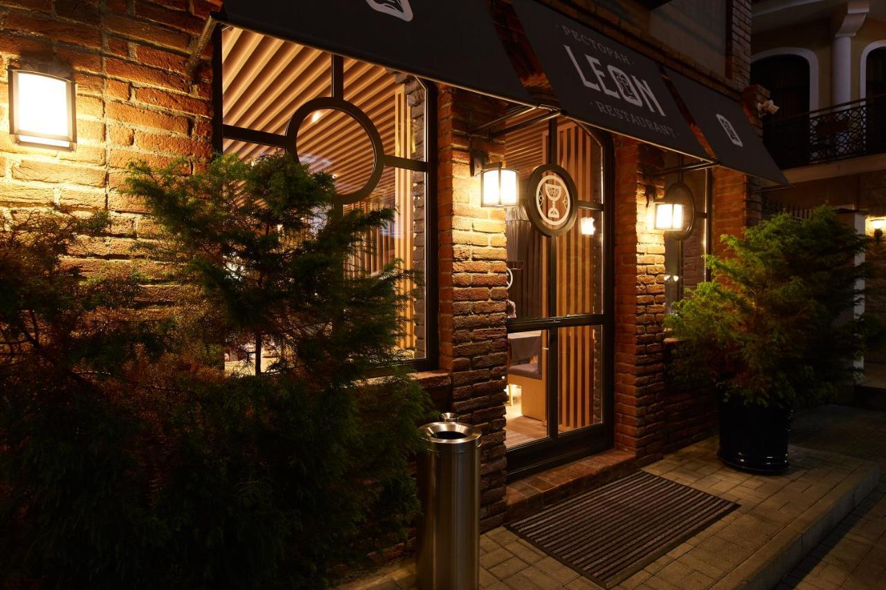 Leon Boutique Hotel Sukhumi Exterior foto